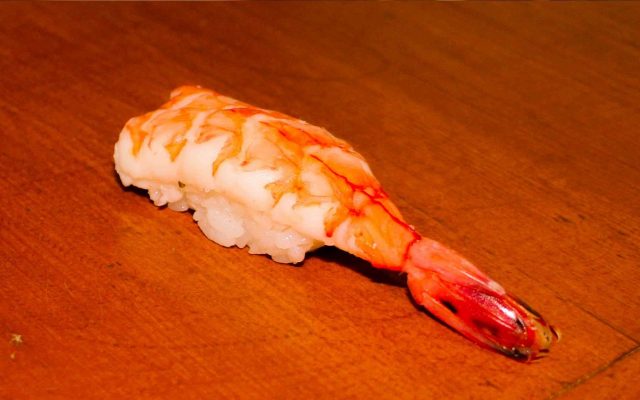 Нигири суши с креветками